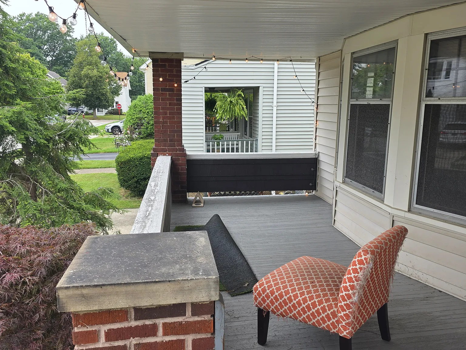 2 bed, 1100 sqft, $1,500 — Photo 2