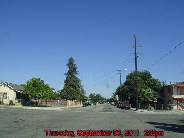 2nd image of 525 E 7th St