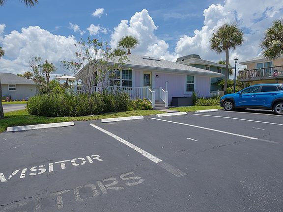 3rd image of 1 Amberjack Ln