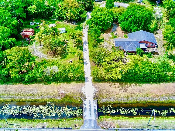 2nd image of 5947 Hypoluxo Road
