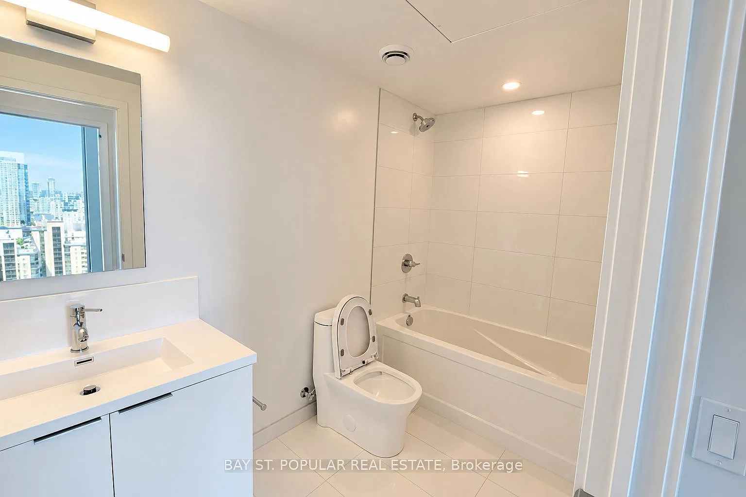 1 bed, $2,400 — Photo 4