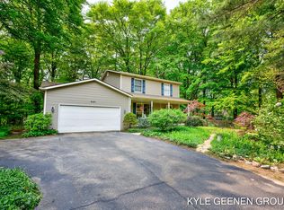 6494 Wildwood Rd, Holland, MI 49423