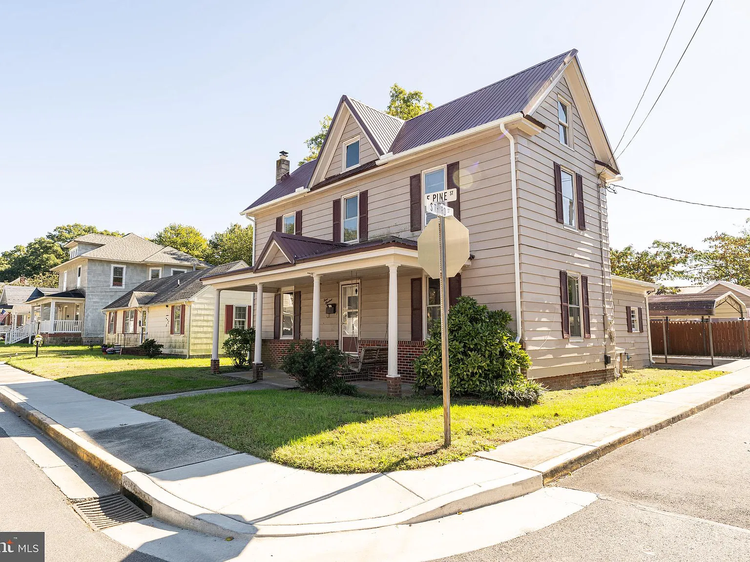 4 bed, 2124 sqft, $2,000 — Photo 3
