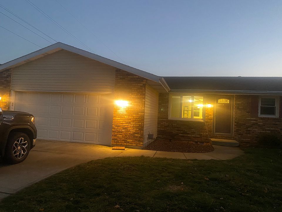 1st image of 807 Quail Dr