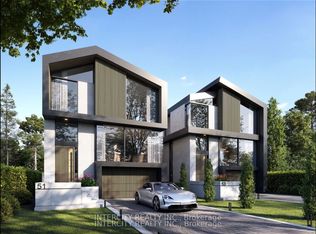 51 A Lund St, Richmond Hill, ON L4C 9V7