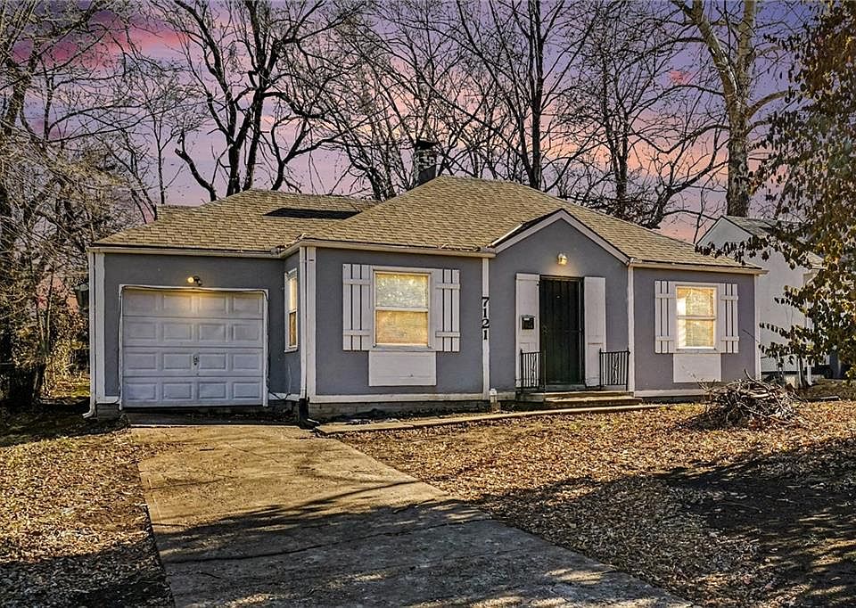 1st image of 7121 Woodland Ave
