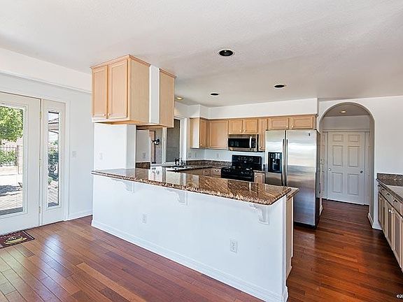4th image of 8520 Bella Oaks Dr