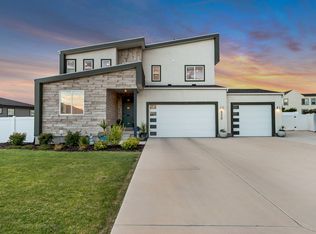 8338 S Borealis Ct, West Jordan, UT 84088