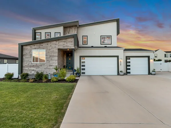 8338 S Borealis Ct, West Jordan, UT 84088