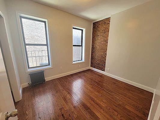 2nd image of 1885 Amsterdam Ave #2A