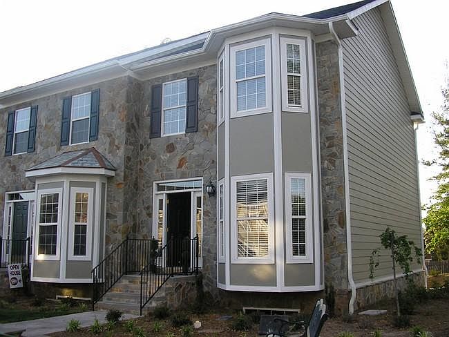 1st image of 120 Southgate Ln #120