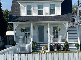 917 Front St, Beaufort, NC 28516
