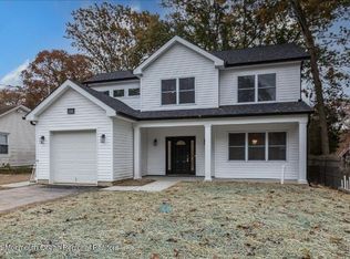 127 W 2nd St, Howell, NJ 07731