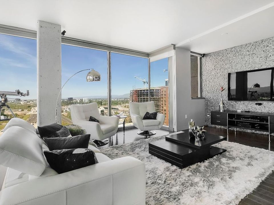 1st image of 38 N Almaden Blvd Unit 1711