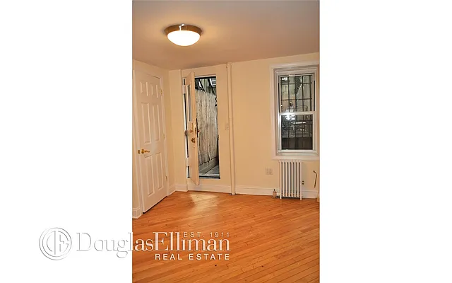 Rented by Douglas Elliman | media 35