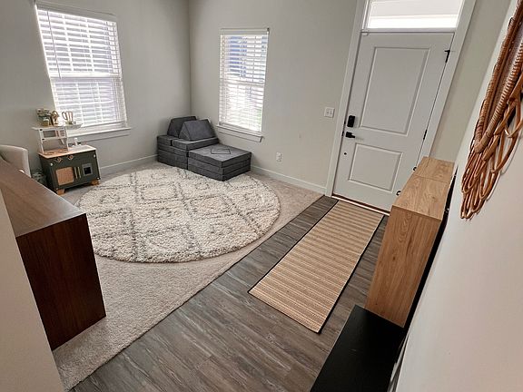 3rd image of 3436 Pepper Glendale Dr