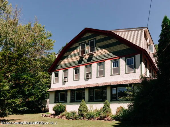 11 Highlands Road, Highmount, NY 12441