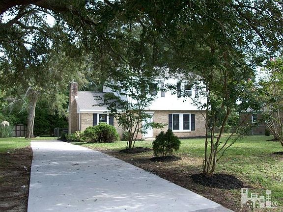 2nd image of 113 Balsam Dr