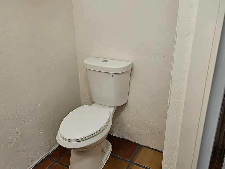 318 N Fremont Ave #2 — Photo 6