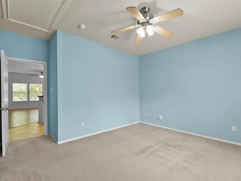 2711 Polk St — Photo 22
