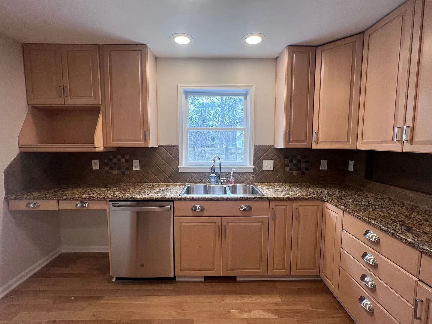 For Rent — Photo 4