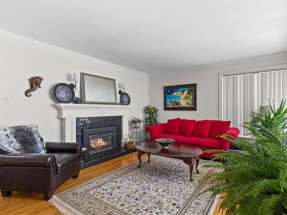 5th image of 604 Topsail Road