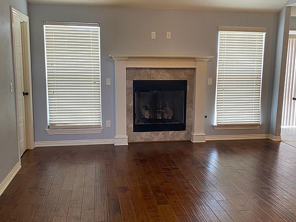 2nd image of 603 W Worchester St