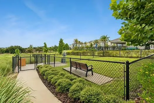 7043 Twilight Bay Dr — Photo 32