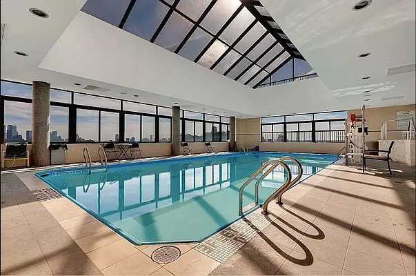 Rented by Compass | media 18