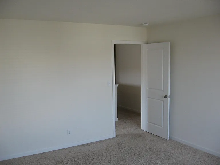 219 Venard Way — Photo 68
