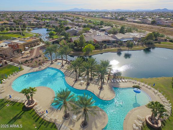 4th image of 41602 W CALIENTE Drive