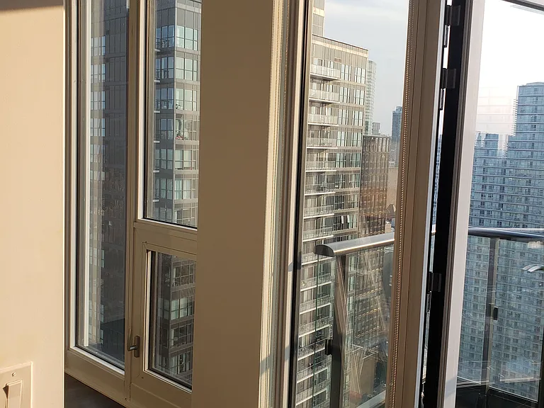 251 Jarvis St #4208 — Photo 18