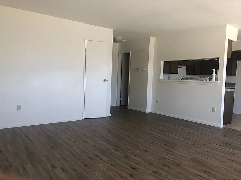 2572 W Main St — Photo 5