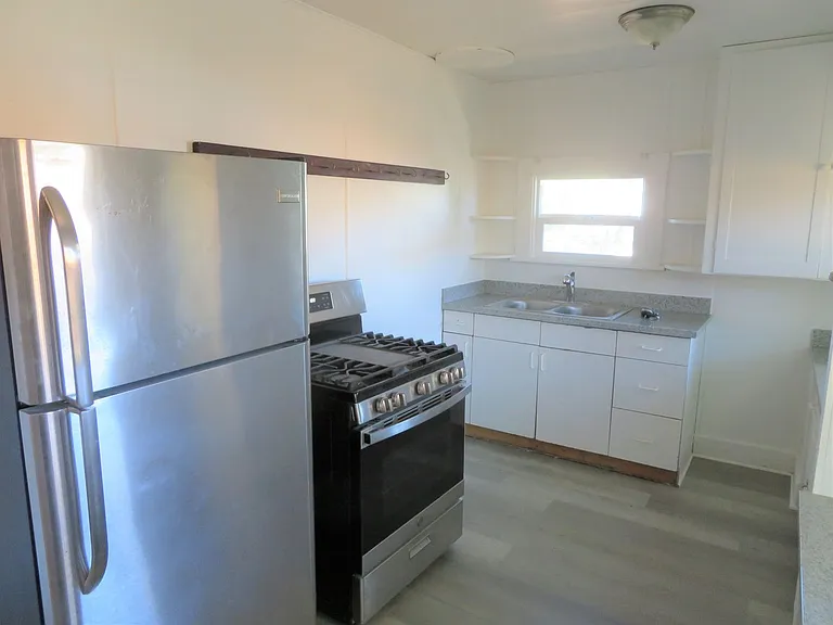 320-328 California St — Photo 54