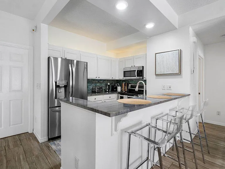 820 Bella Vista Ct S #20 — Photo 8