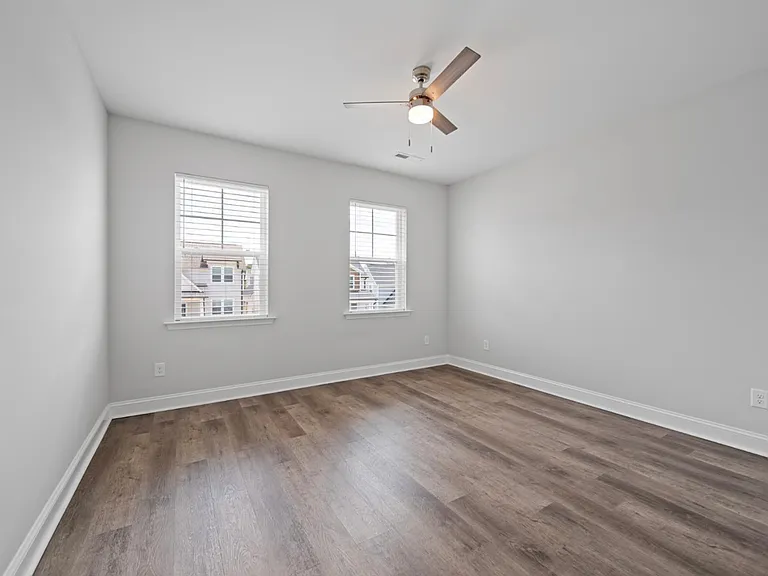 265 Mindees Ln — Photo 27