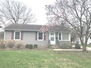 907 Prairie Ave, Downers Grove, IL 60515