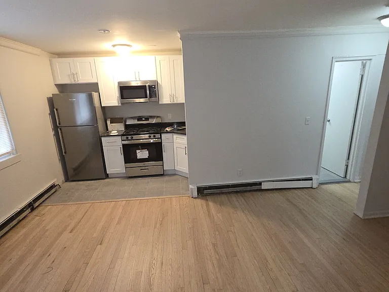 3517 Charles Ct #4 — Photo 2
