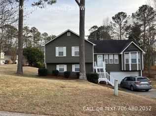 1235 Mountain Springs Dr NW, Acworth, GA 30144