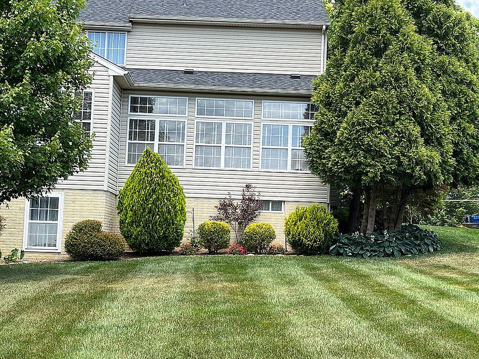 2nd image of 745 Old Liberty Rd