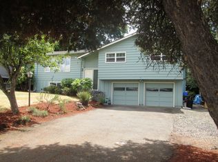 2042 Summit Ave NW, Salem, OR 97304