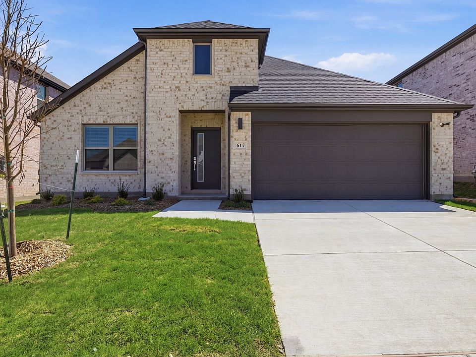1st image of 617 Marigold Hill Way