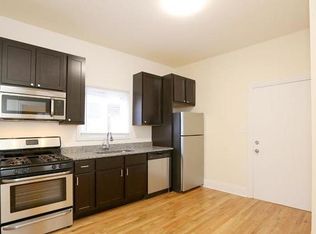 1029 W Wellington Ave, Chicago, IL 60657