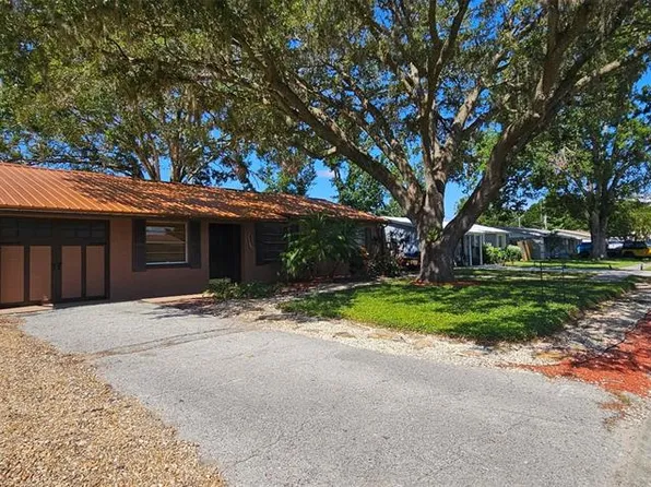 3304 Alamar St, Lutz, FL 33558