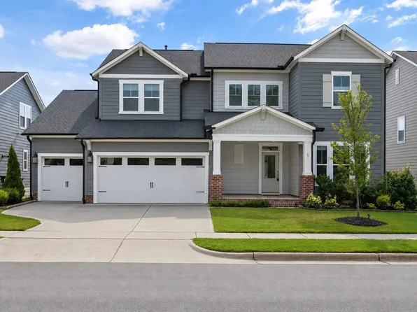 67 Welcome Dr, Fuquay Varina, NC 27526