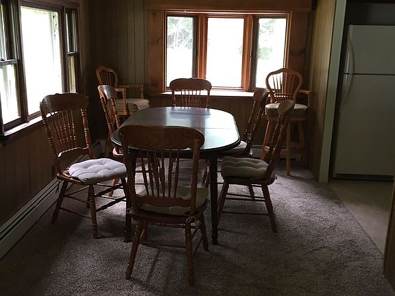 Oakland Valley rd 1st house dining room