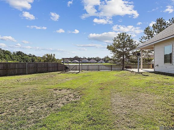 2nd image of 35581 Grovemont Dr