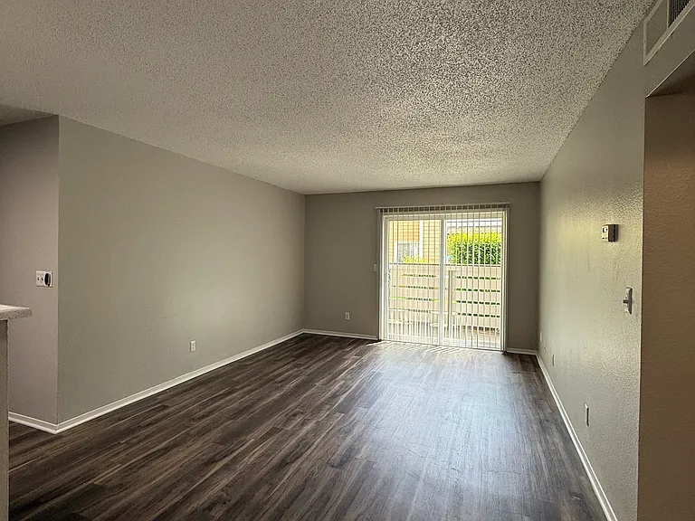 Willow Ridge — Photo 31