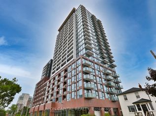 28 Ann St #1002, Mississauga, ON L5G 3G1