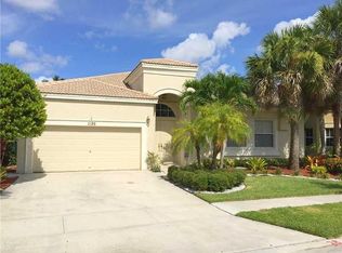 1120 SW 171st Ter, Pembroke Pines, FL 33027